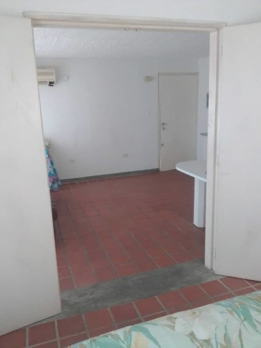 Imagen 2 de 14 de Se Ofrece Apartamento De Oportunida En Venta En Tanaguarena