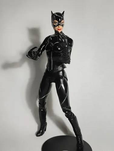 Dc Deluxe Theatrical Edition Catwoman Batman Returns Mcfarla