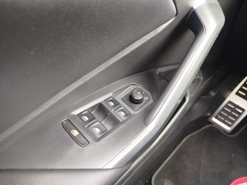 Volkswagen Jetta 1.4 250 TSI TOTAL FLEX COMFORTLINE TIPTRONIC