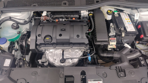 Imagen 22 de 22 de Peugeot 208 Allure 2022