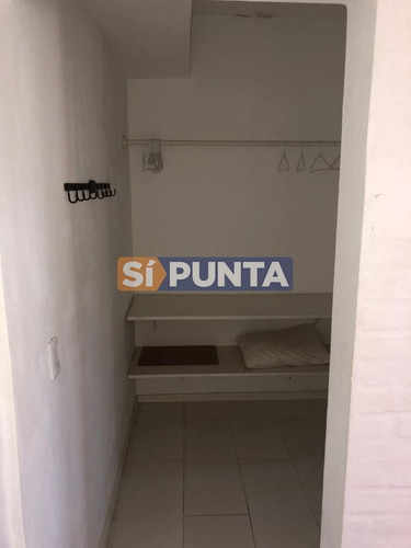 Imagen 20 de 30 de Casa En Alquiler -laguna Blanca