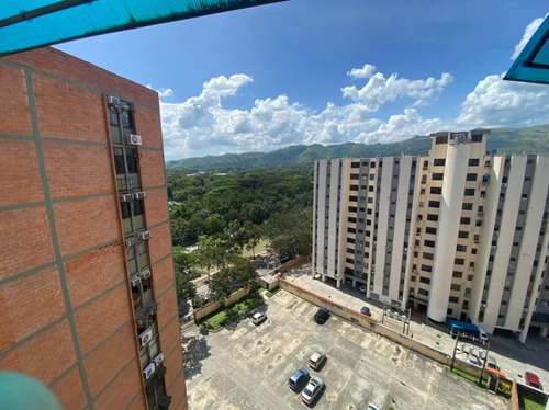 Imagen 12 de 16 de Alexora Cobos. 04144282361. Cod. 167334. Vende Confortable Y Amplio Apartamento En Urb. La Granja Naguanagua