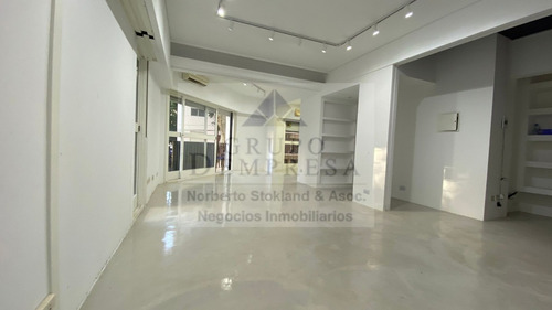 Venta Familiar/comercial. Ph En 2 Plantas. Palermo. Frente Al Palacio.bellini. 8 Ambientes + Salón De 45 M2.+ Terraza 125 M2
