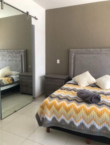 Propiedad Para Inversión En Venta Con 2 Deptos, 1 Loft En Milenio, Queretaro.