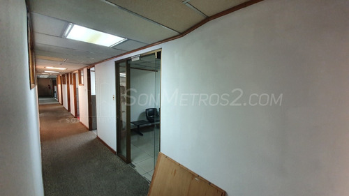 Oficina Amoblada Venta Los Ruices 618 Mts2 Sonmetros2