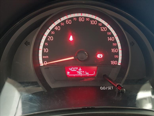 Imagem 6 de 8 de Volkswagen Up 1.0 Mpi Take Up 12v