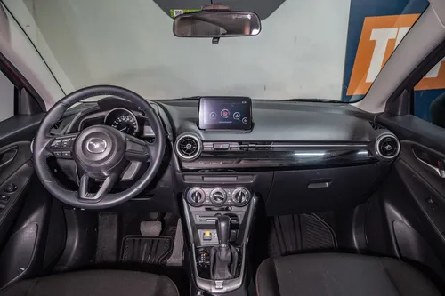 Mazda 2 1.5 Touring