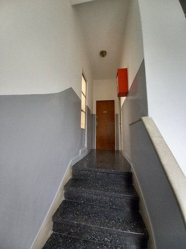 Imagen 8 de 8 de Dueño Vende 2 Amb Warnes Al 200 Remodelado Tomo Menor Valor
