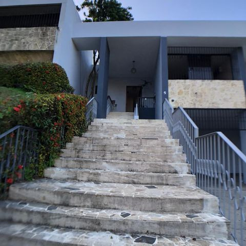 Casa En Alquiler De 3 Habitaciones En Arroyo Hondo