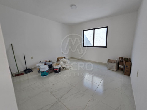Casa En Venta En Col. Plan De Ayala Con Jardín Apta A Créditos