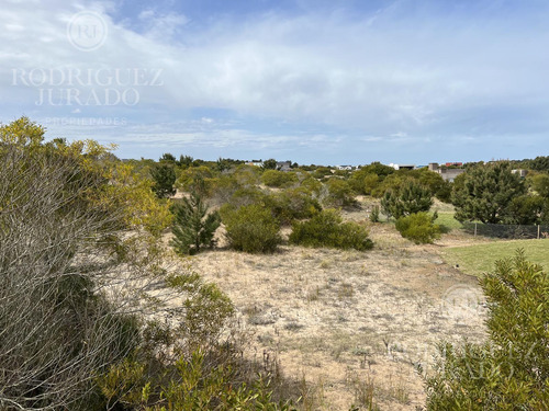 Lote En Venta Con Fondo Libre De 160 Metros En Costa Esmeralda - Cuenta Con Proyecto