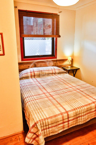 Local Comercial En Venta En Valparaíso, Hostal Restobar