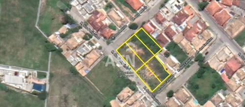 Imagem 4 de 6 de Terreno Com 1900 M², Pequeno Declive, De Esquina A Esquina, Bem Localizado - Campping Bosque - Rio Das Ostras - Te0261