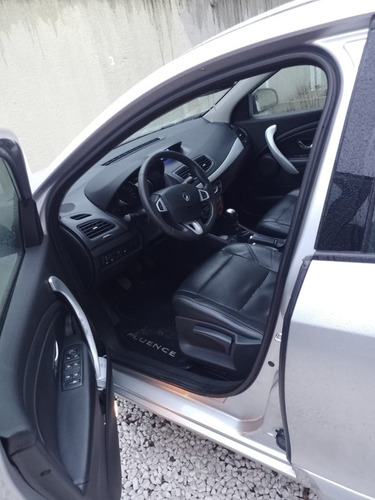 Imagem 2 de 14 de Renault Fluence 2012 2.0 Dynamique X-tronic Hi-flex 4p