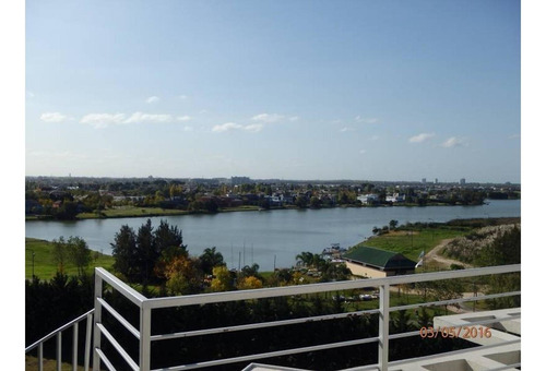 Imagen 2 de 21 de Insignia Sexto Piso Vista Al Lago Central 2 Y Medio Ambient