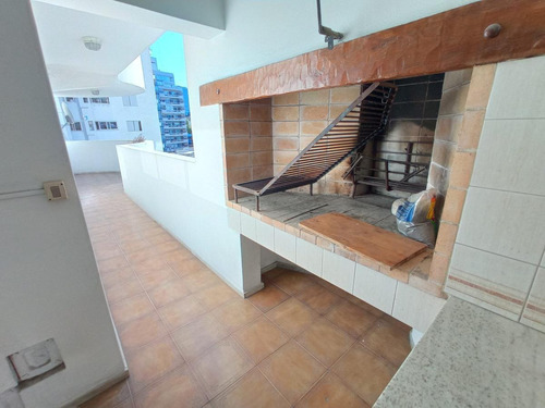 Imagen 6 de 14 de Apartamento -excelentes Vistas A La Rambla, 4 Dorm Serv, Piscina, Barbacoa.