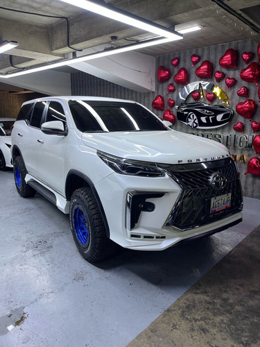 Toyota Fortuner 2023