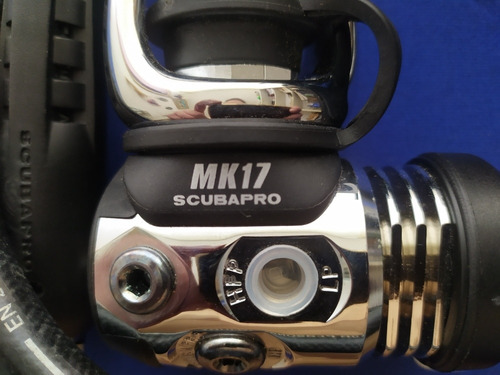 Imagen 1 de 4 de Regulador De Buceo Scubapro Mk17 Nuevo