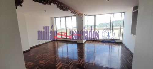 Apartamento En Venta En Avenida Santander- Manizales (51801).