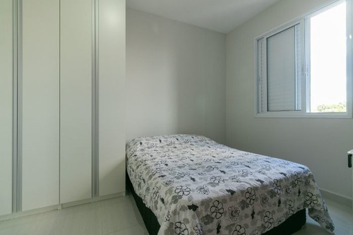 Apartamento À Venda Na Rua José Gomes De Almeida, Vila Carmem, São Paulo - Sp - Liv-11629