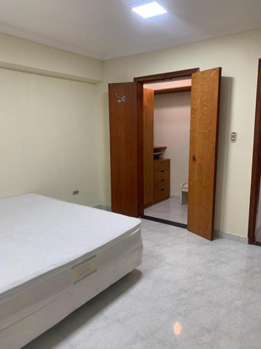 Apartamento Moderno. Resd Churún Merú, Urb. La Trigaleña. Luz Coelho