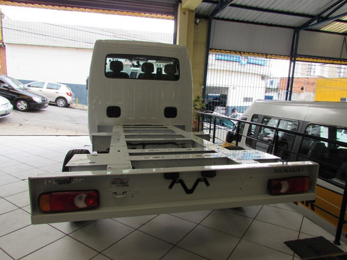 Imagem 4 de 15 de Renault Master Chassi 2021/2022