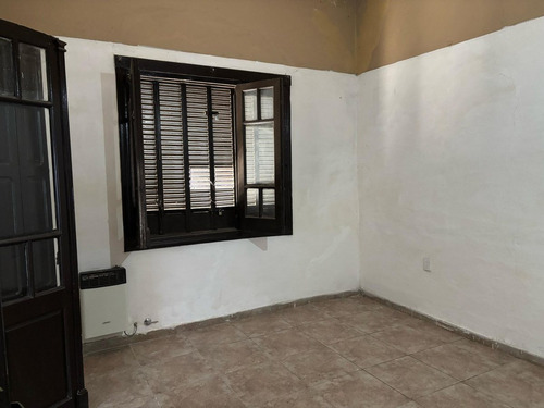 Alquiler Casa De Estilo Reciclada 1 Dorm Las Heras
