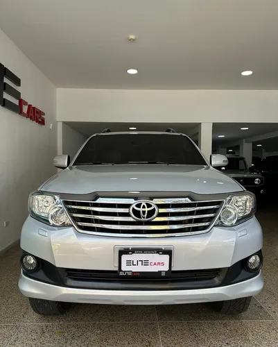 Toyota Fortuner 2013