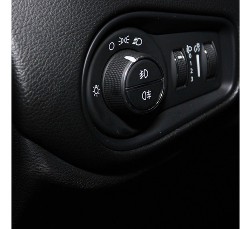 Jeep Renegade 2.0 16V TURBO DIESEL LONGITUDE 4P 4X4 AUTOMÁTICO