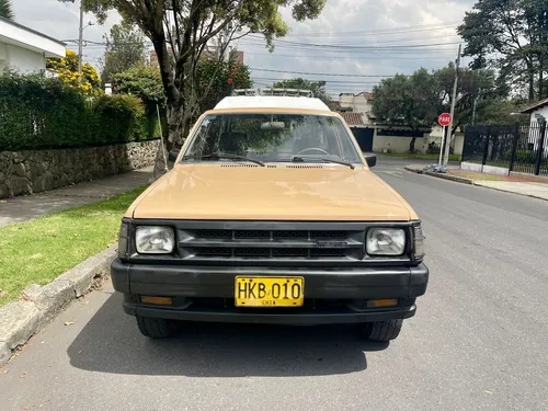 Mazda B2000 2.0 B2000