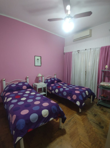 Oportunidad - Venta Casa 3 Ambientes Con Patio Y Cochera Grande - 190 M2 - Parrilla Y Quincho - Listo Para Mudarte- Villa Dominico, Avellaneda, Buenos Aires.