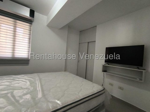 Apartamento En Alquiler Las Chimeneas Valencia 25-22457 LG