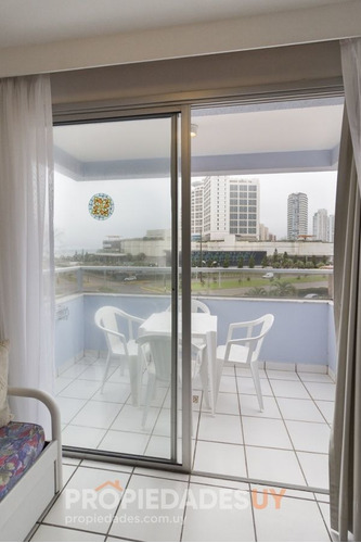 Imagen 5 de 16 de Departamento 1 Dormitorios 1 Baño Venta Punta Del Este - Punta Del Este Mansa