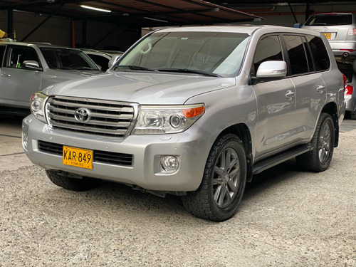 Toyota Land Cruiser 4.5 Imperial Lc200 Gasolina