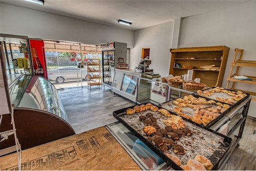 Imagen 3 de 30 de Casa C/local Comercial Y Panaderia Completisima