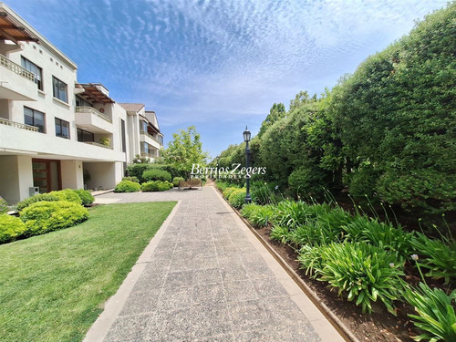 Departamento En Venta De 3 Dorm. San Carlos Apoquindo 2 E