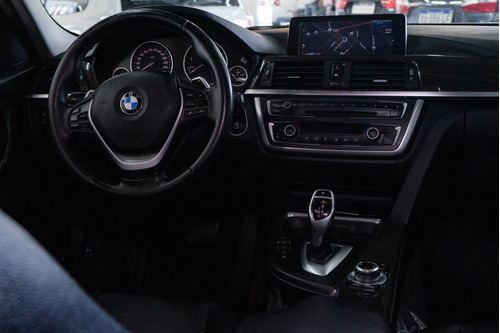 BMW Serie 3 2.0 328i Luxury 245cv