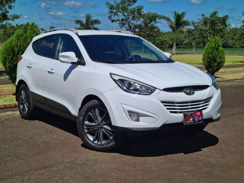 Imagen 2 de 10 de Hyundai Tucson Aut 4x4