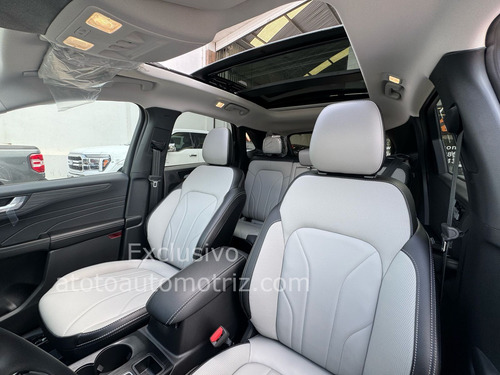 Ford Escape Platinum
