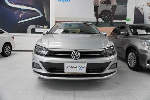 Volkswagen Virtus Trendline Placa Luy658