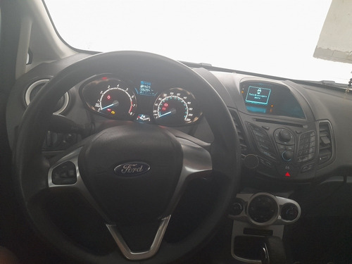 Imagem 4 de 7 de Ford Fiesta 2014 1.6 16v Se Flex Powershift 5p