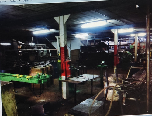 Imagen 7 de 10 de Se Vende Fábrica De Muebles Para Oficinas 40 Años De Experiencia