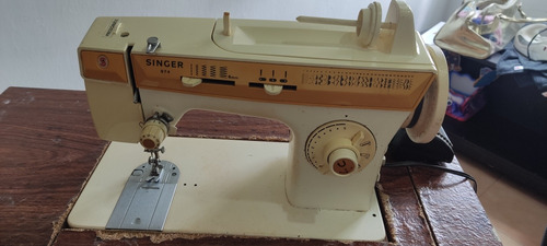 Máquina De Coser Singer 974