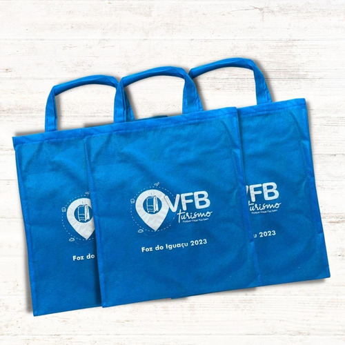 Sacolas Tnt Personalizada 40x35cm/ Kit C/ 50un.
