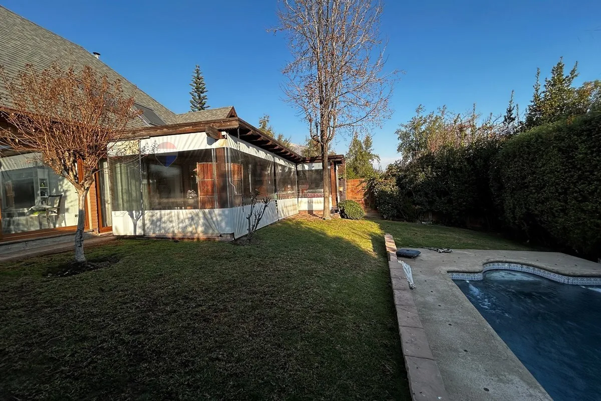 Imagen 2 de 20 de Casa Las Pircas | 5d + 4b + Piscina Y Quincho