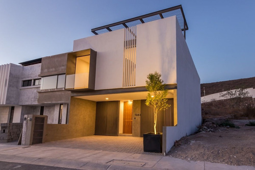 Casa Nueva En Venta De Autor Fracc Nuevo Refugio Roof Garden