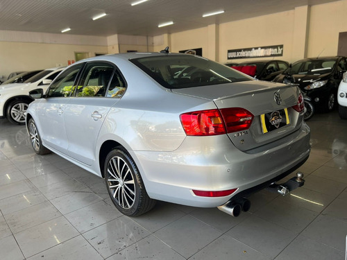 Volkswagen Jetta 2.0 Tsi Highline 4p