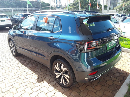 Volkswagen T-Cross 1.0 200 TSI TOTAL FLEX COMFORTLINE AUTOMÁTICO
