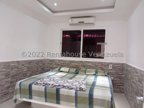 Posada En Venta Ocumare De La Costa 25-15925 Jja