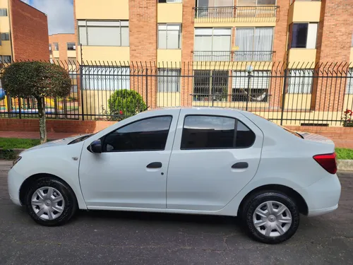 Renault Logan 1.6 Expression / Life +